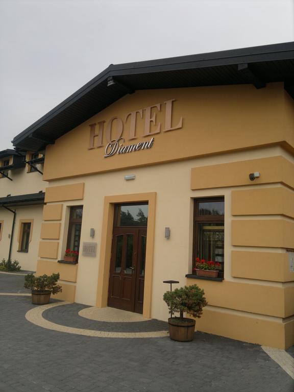Hotel Diament - Zajazd U Przemka Zgierz Kültér fotó
