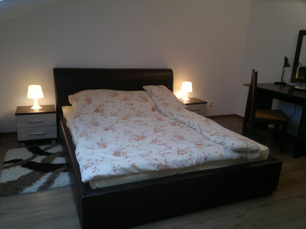 Hotel Diament - Zajazd U Przemka Zgierz Szoba fotó
